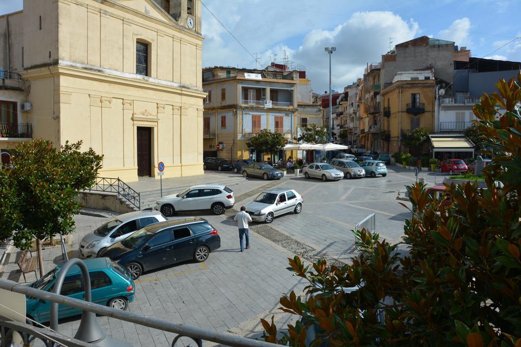 Appartement Casa Eleonora à Campofelice Di Roccella Chambre photo