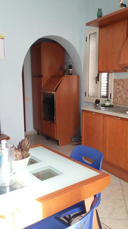 Appartement Casa Eleonora à Campofelice Di Roccella Extérieur photo