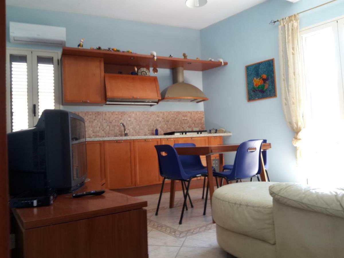 Appartement Casa Eleonora à Campofelice Di Roccella Extérieur photo