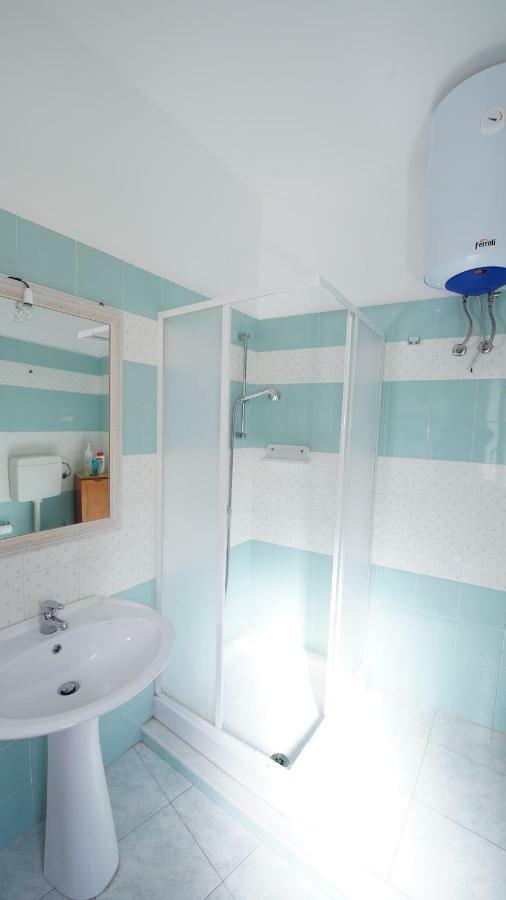 Appartement Casa Eleonora à Campofelice Di Roccella Extérieur photo