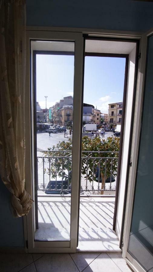 Appartement Casa Eleonora à Campofelice Di Roccella Extérieur photo
