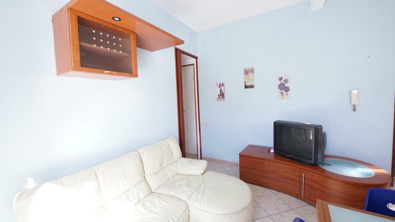 Appartement Casa Eleonora à Campofelice Di Roccella Extérieur photo