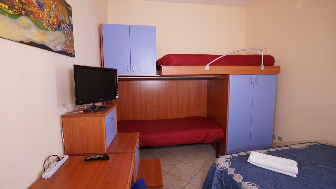 Appartement Casa Eleonora à Campofelice Di Roccella Extérieur photo